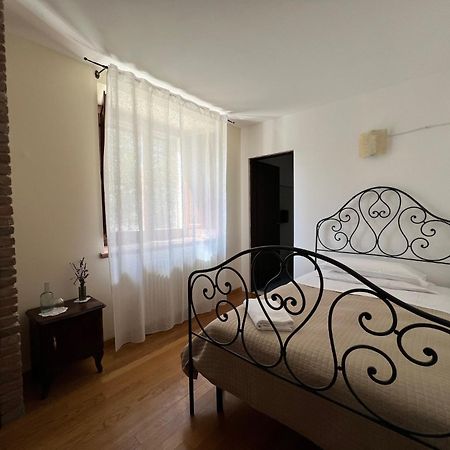 Locanda Sul Lago Santo Stefano Di Sessanio Eksteriør bilde