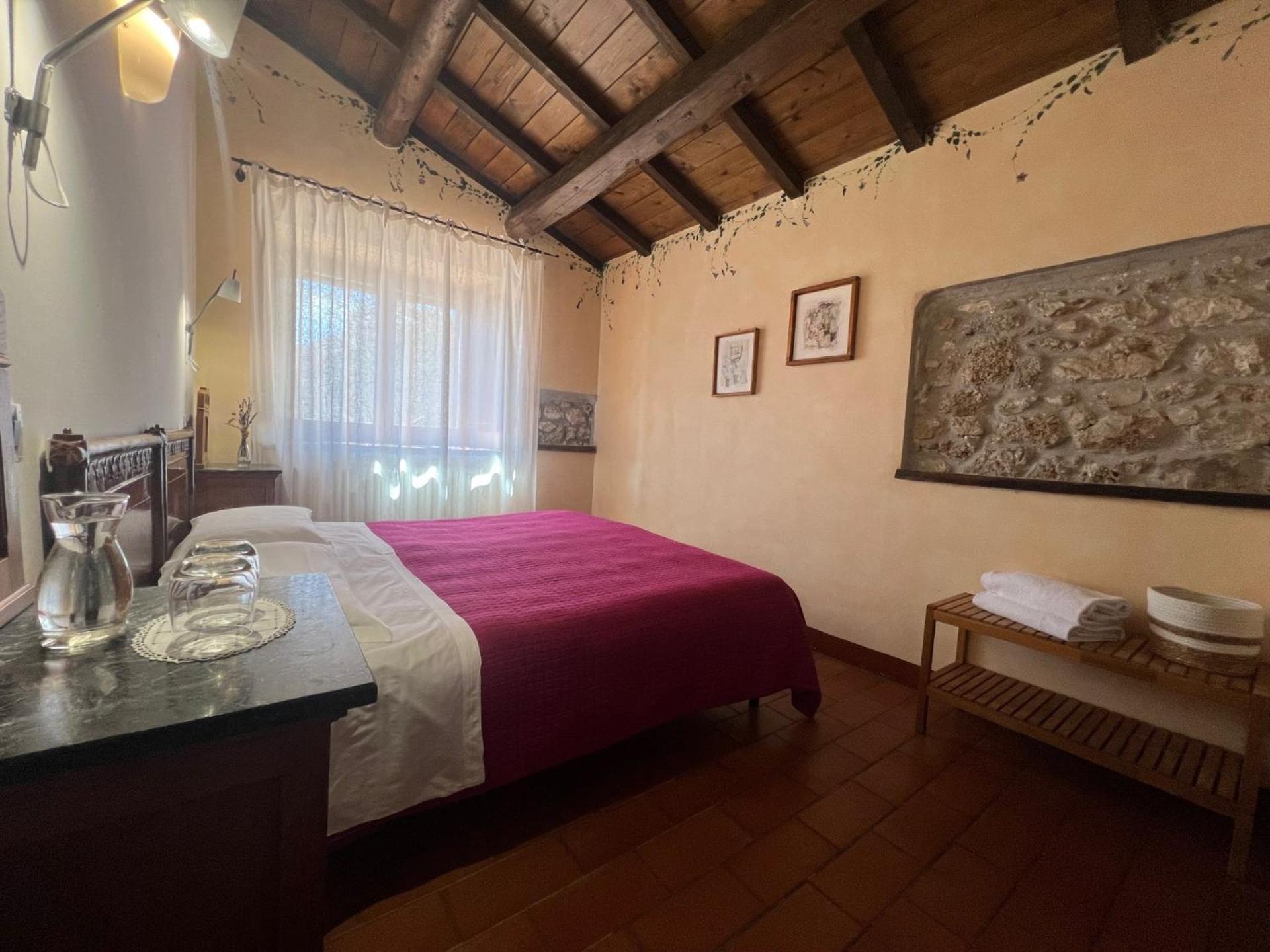 Locanda Sul Lago Santo Stefano Di Sessanio Eksteriør bilde